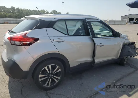 2019 Nissan Kicks S from USA, damaged, VIN 3N1CP5CU8KL519262